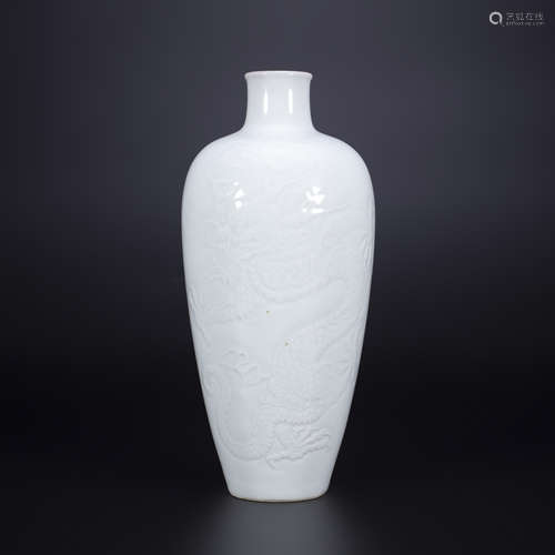 18th century, White glaze carved turnip vase