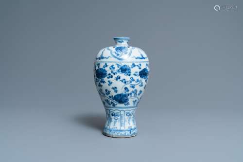 A CHINESE BLUE AND WHITE 'MEIPING' VASE WITH FLORA...