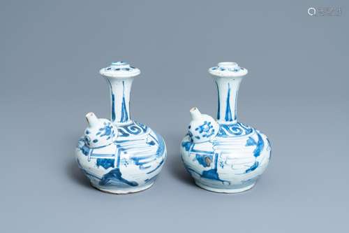 A PAIR OF CHINESE BLUE AND WHITE KENDI, WANLI