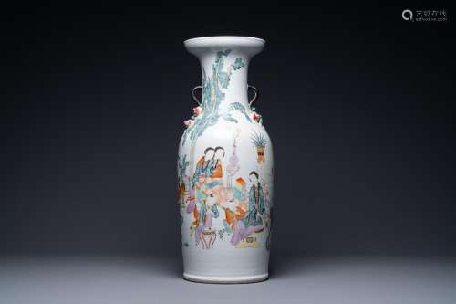 Lot 608: A CHINESE QIANJIANG CAI VASE WITH PEACH HANDLES, 19...