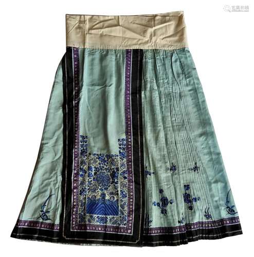 Chinese Green-Ground Silk Embroidered Skirt