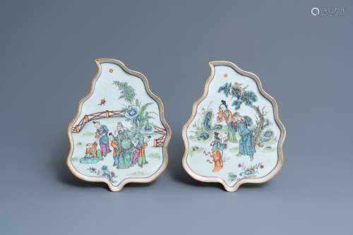 Lot 705: TWO CHINESE LEAF-SHAPED FAMILLE ROSE DISHES, 19TH C...