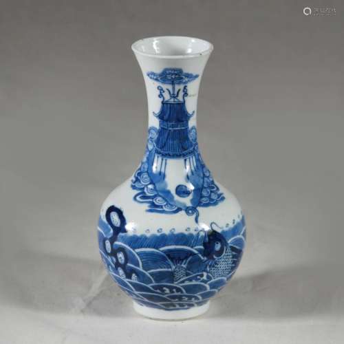 Chinese Blue & White Porcelain Vase, 19th Century