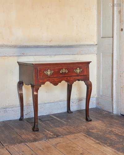 A GEORGE II OAK SIDE TABLE, SECOND QUARTER 18TH CENTURY