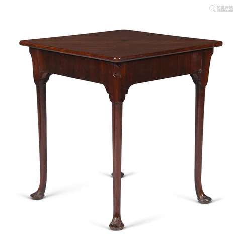 A GEORGE II MAHOGANY DROP LEAF TABLE, CIRCA 1740