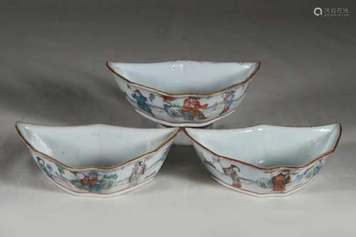 Set of 3 Chinese Eccentric Shaped Serving Bowls, Late