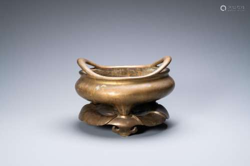 Lot 832: A LARGE CHINESE BRONZE CENSER ON STAND, CHENGHUA MA...