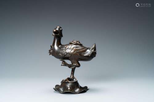 MANDARIN DUCK ON  CENSER, MING