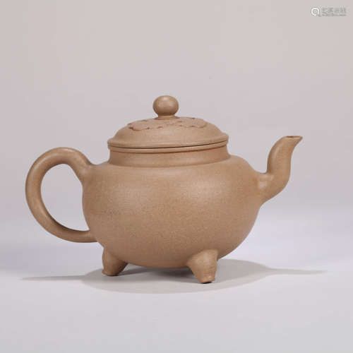 Duan Clay Tripod Teapot