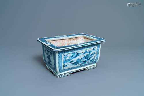 Lot 899: A CHINESE RECTANGULAR BLUE AND WHITE JARDINIERE, QI...