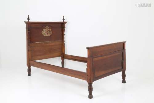 Wooden single bed and a half. Lombardy. 17th c
