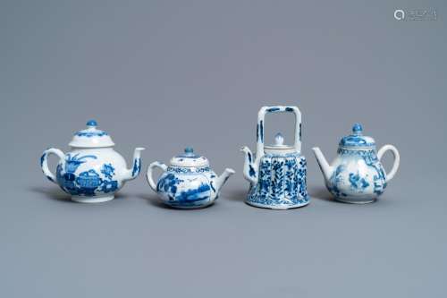 Lot 954: FOUR CHINESE BLUE AND WHITE TEAPOTS AND COVERS, KAN...