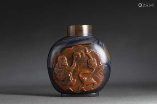 Agate Snuff Bottle from Qing