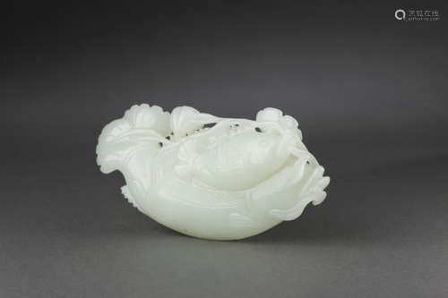 Jade Ornament in Fish with Lotus form