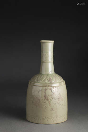 YaoZhou Kiln Vase