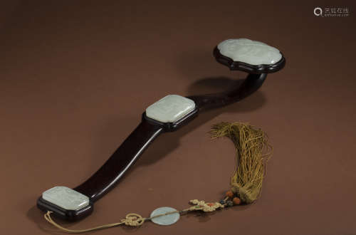 Rosewood inlaid with Hetian jade from the Qing Dynasty