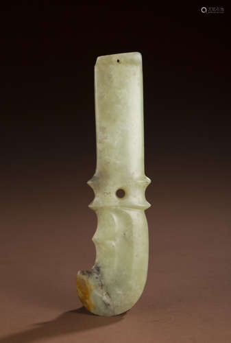 Jade knife of Hongshan Culture