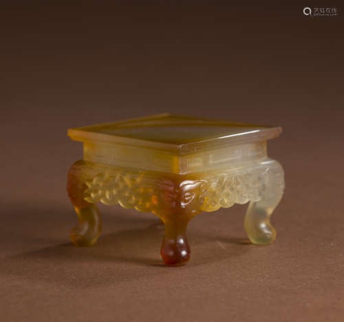 Agate ornaments from the Qing Dynasty