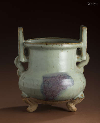 Jun kiln incense burner in yuan Dynasty