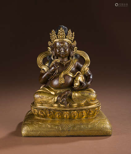 Buddha statue of the God of wealth in qing Dynasty