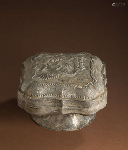 The song dynasty silver box