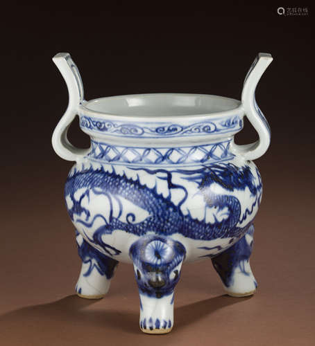 Yuan dynasty blue and white dragon incense burner