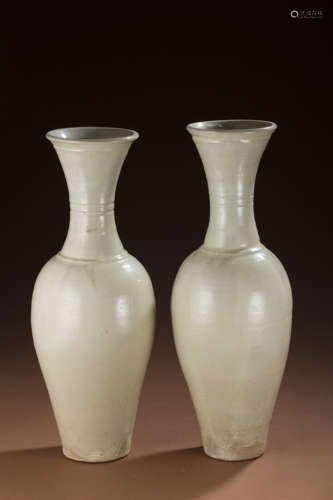 Liao Dynasty white porcelain vase