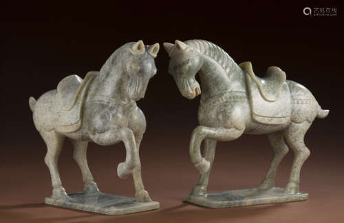 Hetian jade horse of qing Dynasty