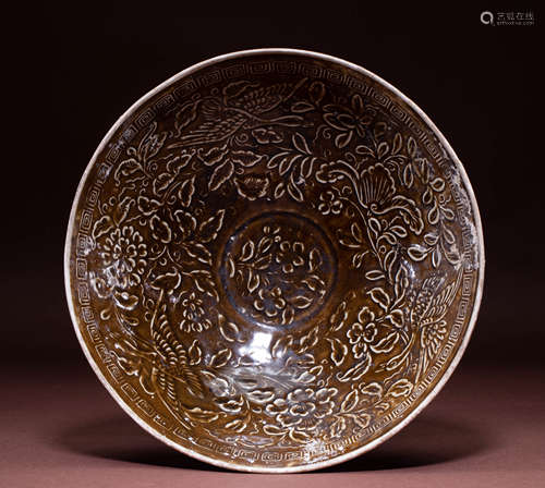 Golden brown glazed goose flower bowl