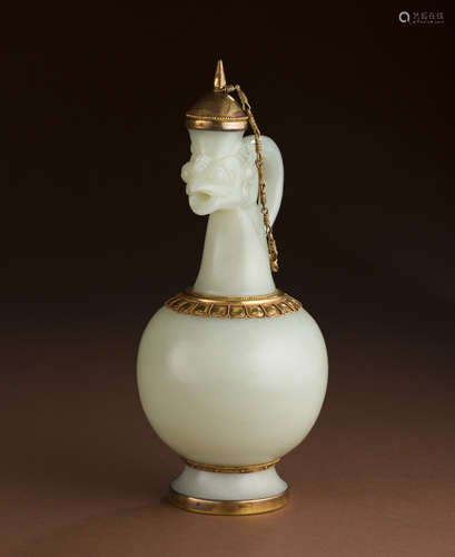 Hetian jade gilt pot from the Qing Dynasty