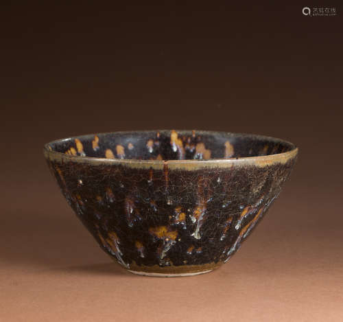 The song dynasty porcelain bowls