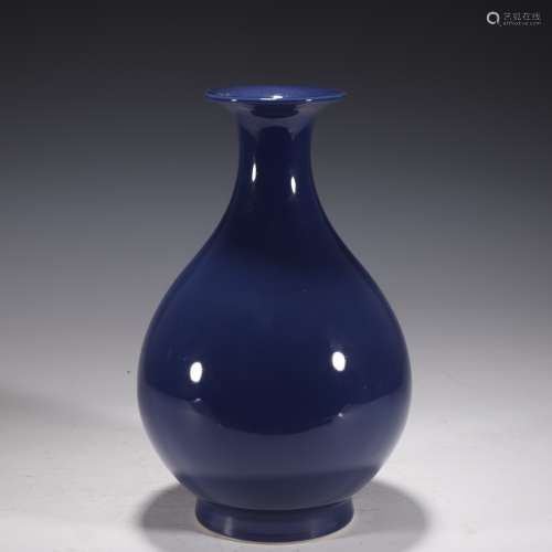 清 霽藍釉玉壺春瓶