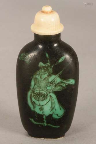 Chinese Late Qing Dynasty Snuff Bottle and Stopper