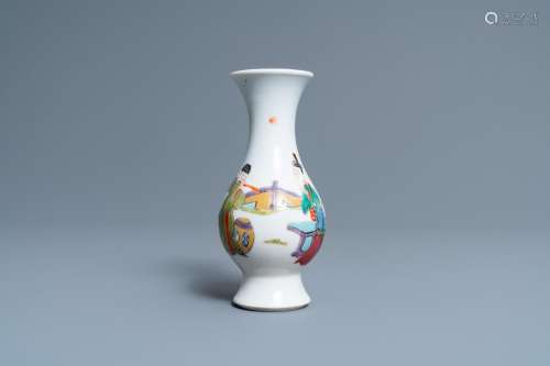 Lot 1020: A CHINESE FAMILLE ROSE VASE WITH A MAN AND A WOMAN...