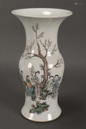 Chinese Late Qing Dynasty Porcelain Yan Yan Vase,
