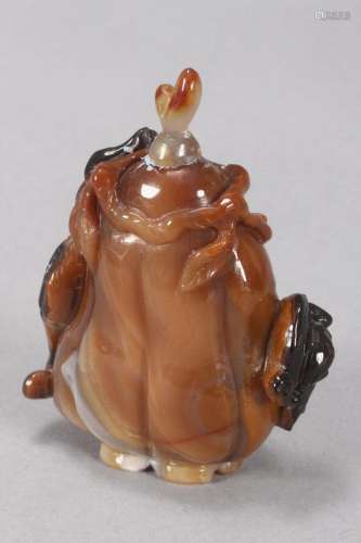 Good Chinese Agate Snuff Bottle and Stopper,