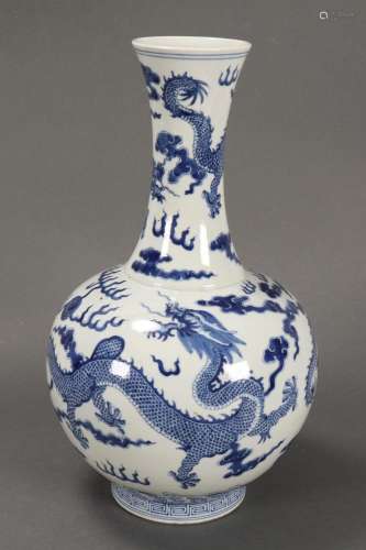 Good Chinese Blue and White Porcelain Vase,
