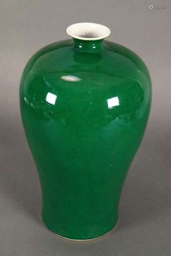 Good Chinese Monochrome Porcelain Vase,