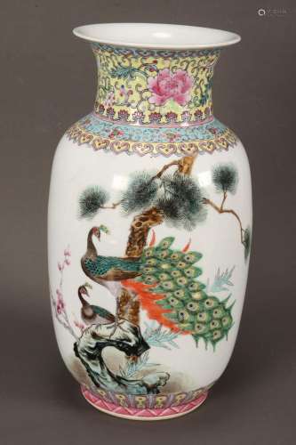 Chinese Porcelain Vase,