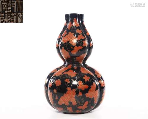 A Porcelain Double Gourds Vase Qing Dyn.