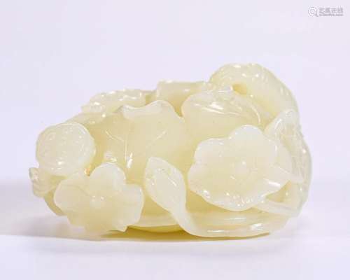 A White Jade Carving Qing Dyn.