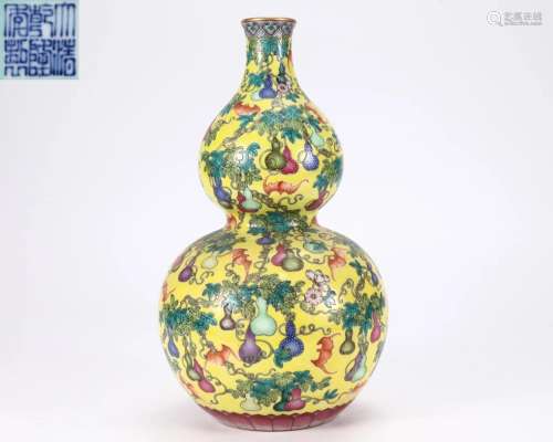 A Famille Rose Double Gourds Vase Qing Dyn.