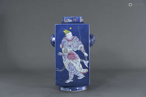 清咸丰霁蓝釉粉彩人物图象耳琮式瓶