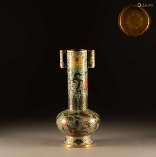 Ming Dynasty - Bronze gilt cloisonne vase with flower ears