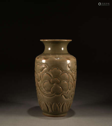 Song Dynasty - Floral vase