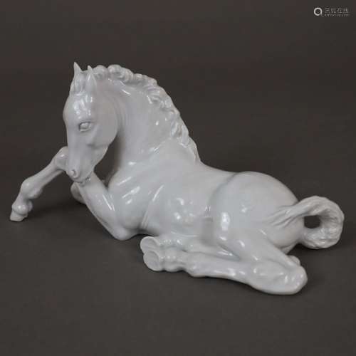 Tierfigur "Liegendes Fohlen" - Meissen, Entwurf: W...