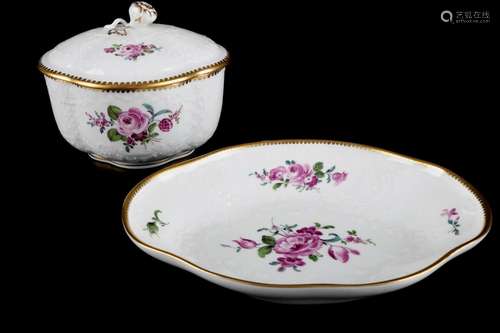 Meissen Blumenbukett alte Manier Deckeldose mit Prunkschale,...