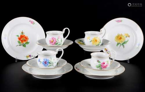 Meissen Blumenmalerei 4 Schwanenhals - Kaffeegedecke, swan h...