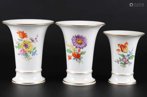 Meissen Blumenmalerei 3 Trompetenvasen 1.Wahl, porcelain vas...