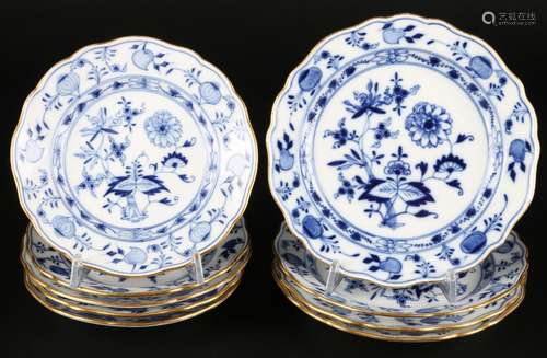 Meissen Zwiebelmuster Goldrand 9 Kuchenteller, dinner plates...